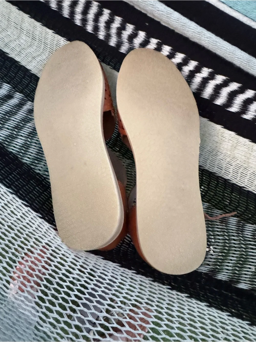 NWOT Women's Tan Leather Espadrille Sandals with Floral Hand Tooled Design sz 9